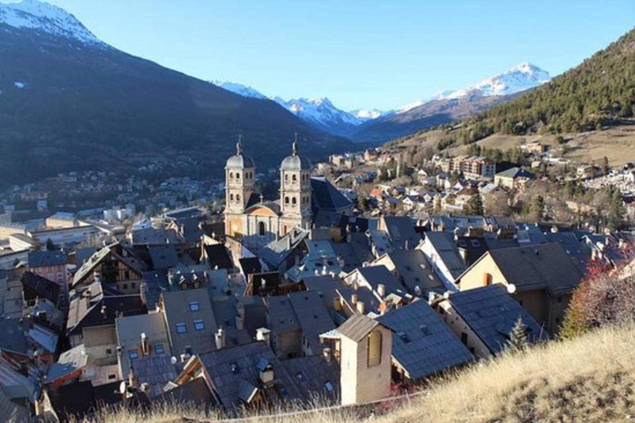 Rare Pearl With An Incredible View Of All Briancon Экстерьер фото